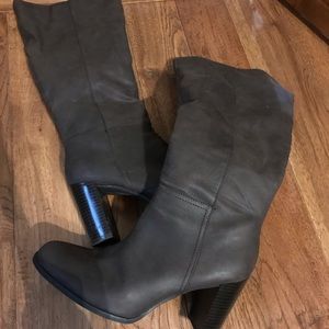 Women’s tall boots